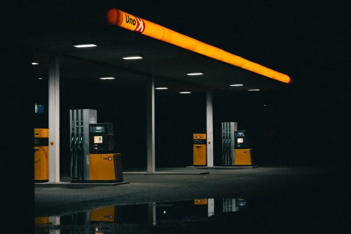 Pompe de superéthanol E85 dans une station d'Île-de-France proche de la ZFE