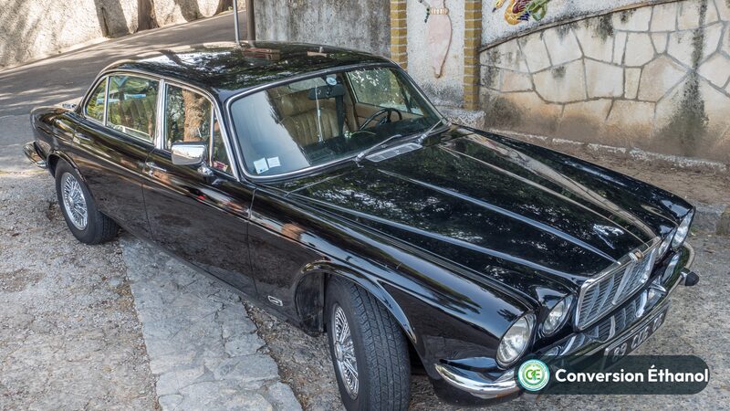 Jaguar XJ